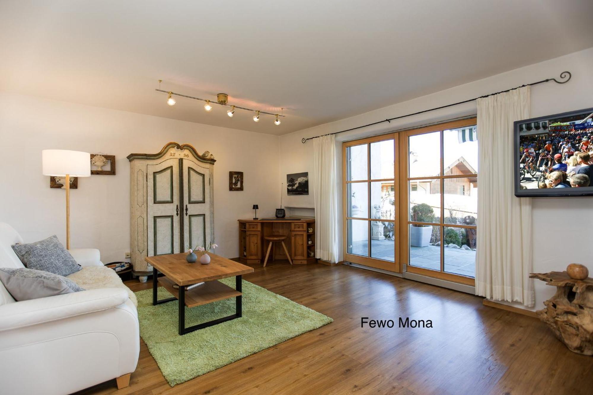 Ferienwohnung Mitteldorf Oberammergau Esterno foto