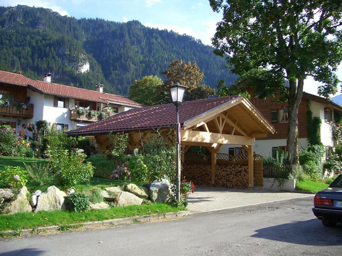 Ferienwohnung Mitteldorf Oberammergau Esterno foto